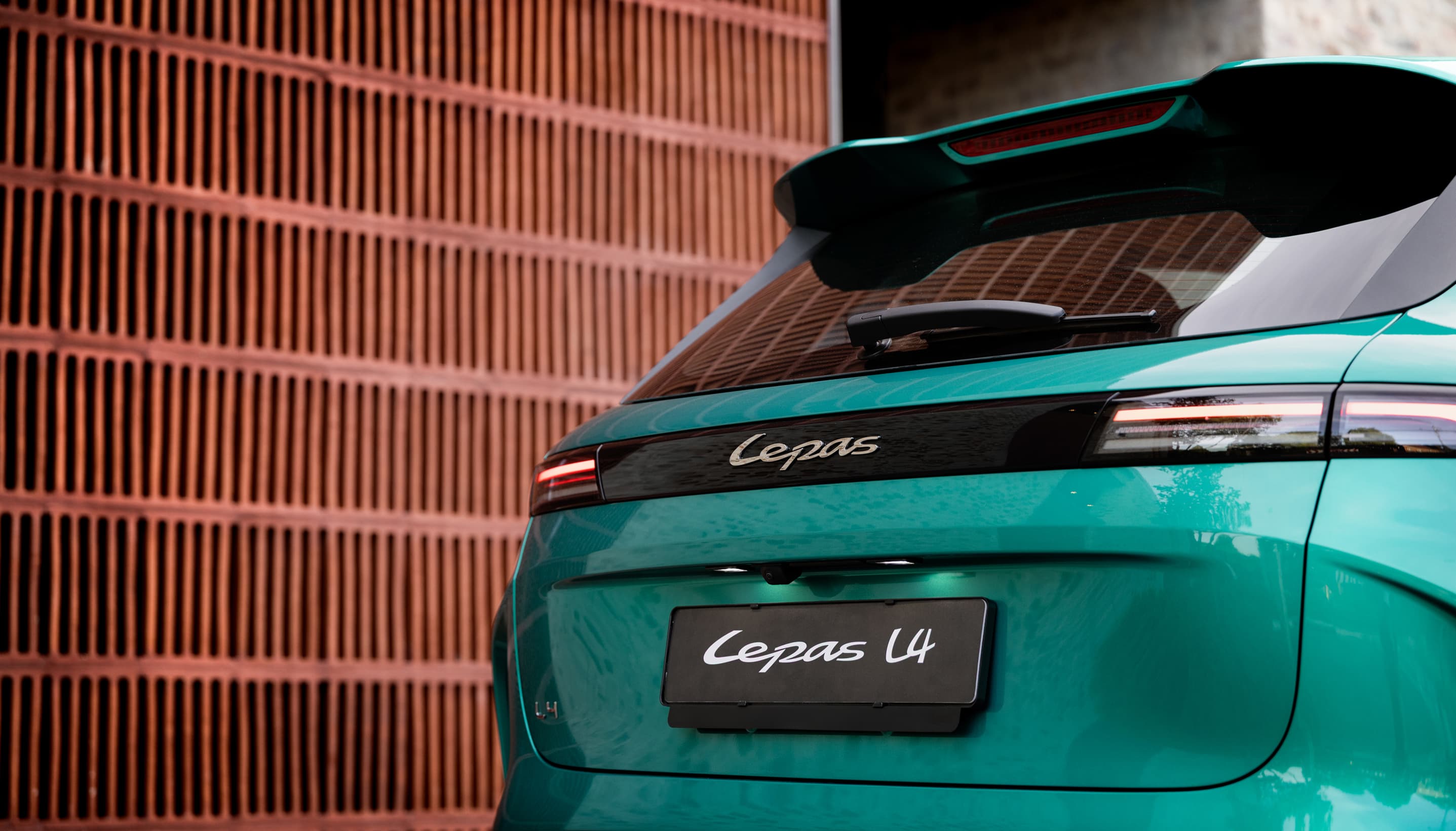 Lepas L4 Tail Lights